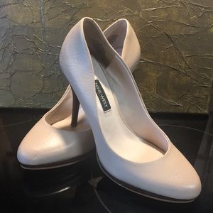 Nine West pump size 7 leather